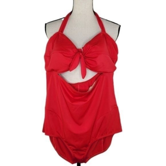 Bettie Page Queen of pinups red keyhole one piece swimsuit Size 22W - Picture 1 of 10
